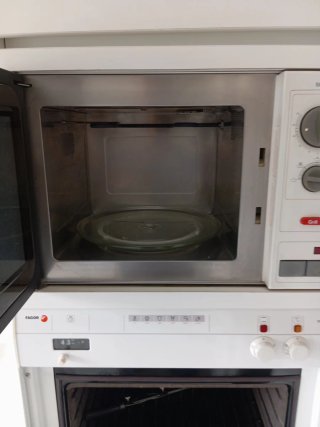 Conjunto Horno y Microondas con Grill