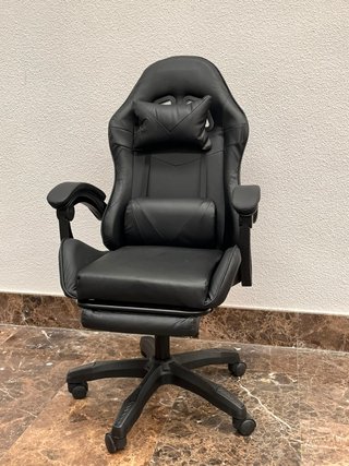 Silla de oficina ergonómica negra