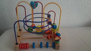 Laberinto de Cuentas de Madera