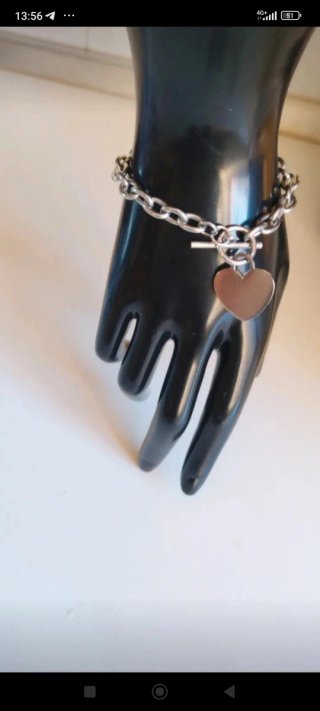 Bracciale Max&Co con cuore in acciaio