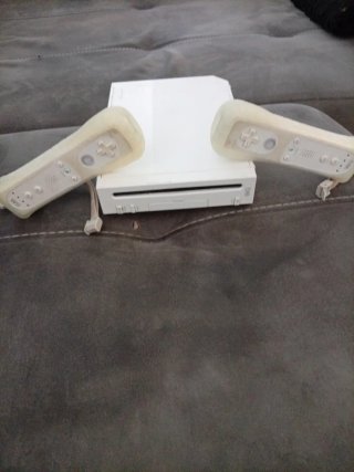 Consola Nintendo Wii Blanca + 2 Mandos
