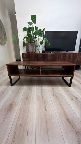 Mueble TV madera y metal
