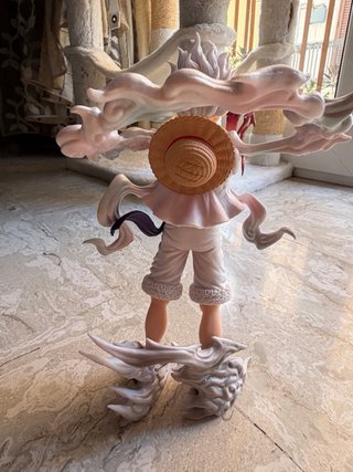 Statua Luffy Gear 5 One Piece