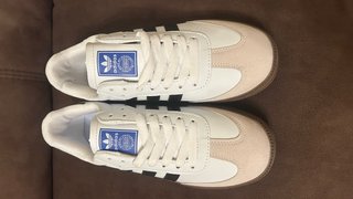 Zapatillas Adidas Samba talla 42 nuevas, tallan 41