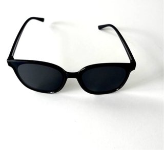Gafas de sol negras