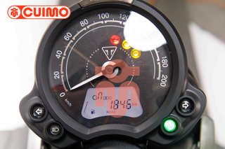 TRIUMPH SPEED TWIN 900