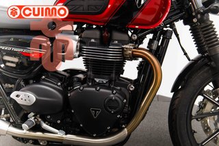 TRIUMPH SPEED TWIN 900
