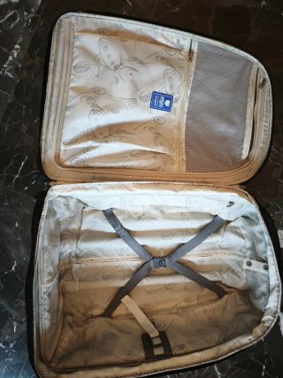 Maleta Samsonite Negra Expandible