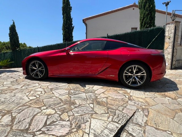 Low mileage 2018 Lexus LC500H Hybrid - foto 1