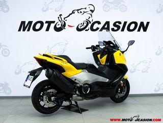 YAMAHA T-MAX 560 -APTA A2-