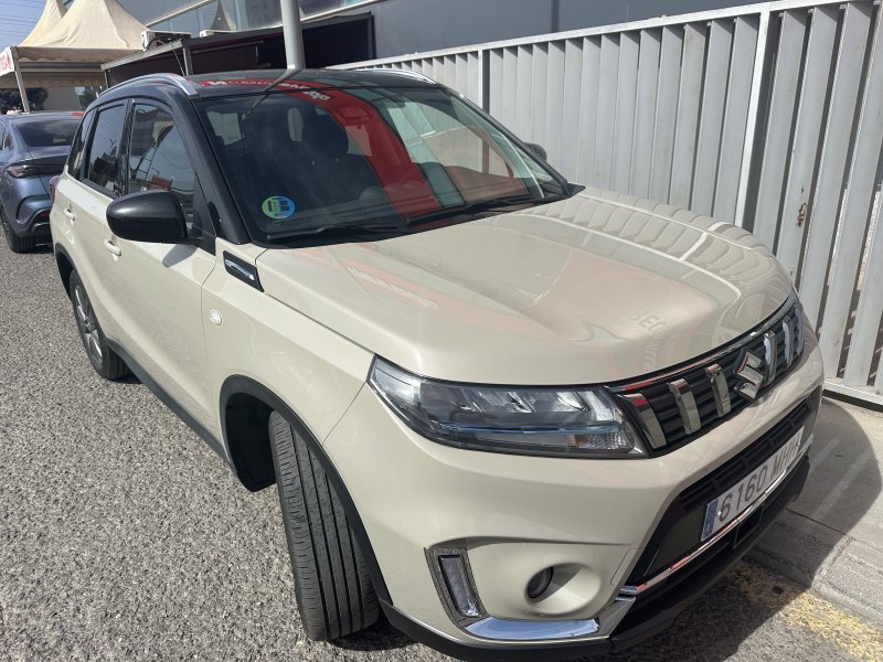 CUOTA 300€ - Suzuki Vitara 2023 4X4 Mild Hybri - foto 1