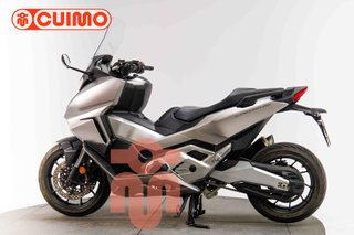HONDA FORZA 750