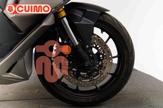 HONDA FORZA 750