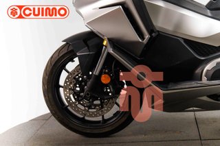 HONDA FORZA 750