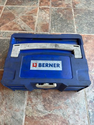 Taladro de impacto Berner con maletín
