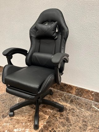 Silla de oficina ergonómica negra