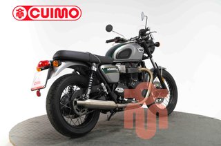 TRIUMPH BONNEVILLE T100