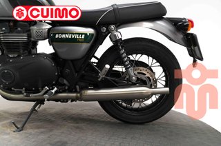TRIUMPH BONNEVILLE T100