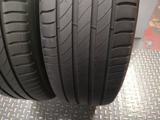Neumáticos de ocasión 215/60 R17 96H
