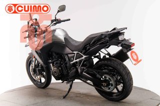 SUZUKI V-STROM 800