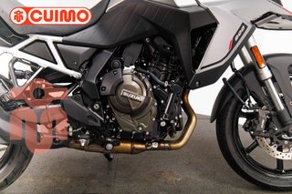 SUZUKI V-STROM 800