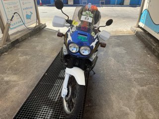 Honda Africa Twin 750 Adventure muy cuidada