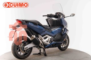 HONDA FORZA 750