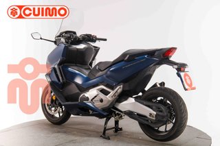 HONDA FORZA 750