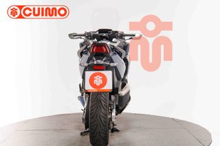 HONDA FORZA 750