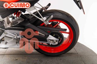 APRILIA TUONO 660