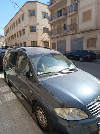 SsangYong Rodius 2012