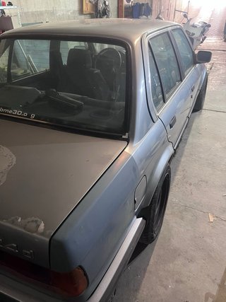 BMW E30