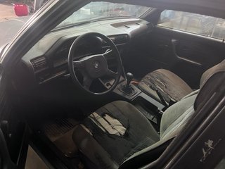 BMW E30