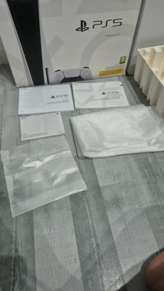 Caja Completa Original PS5 (Con Todo el Embalaje)