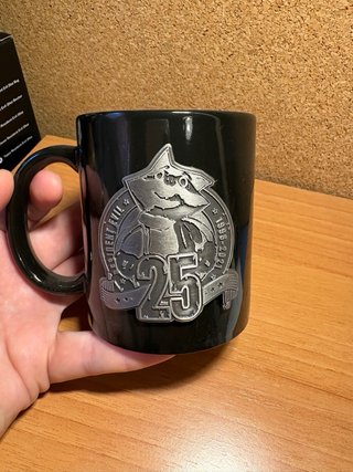 Taza Resident Evil 25 Aniversario 11oz