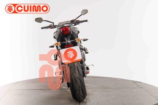TRIUMPH STREET TRIPLE S
