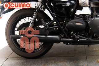 TRIUMPH BONNEVILLE T100