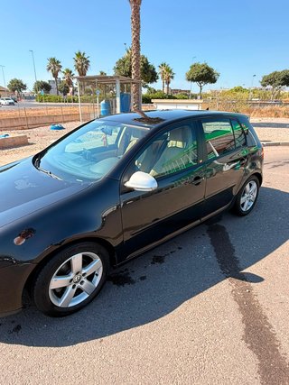 Volkswagen Golf V 1.6 Gasolina 2006 5P
