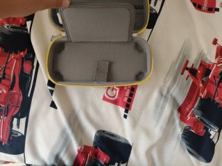 Funda Nintendo Switch Lite Gris y Amarillo