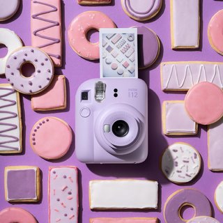 - Instax Mini 12 cámara instantánea con lente se