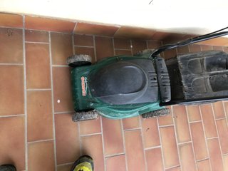 Tosaerba elettrica a filo