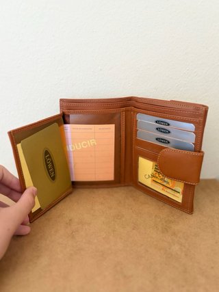 Cartera y monedero LOWEN marrón