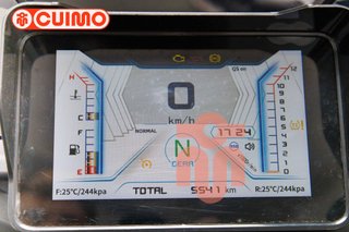 QJ MOTOR SRT 900 SX