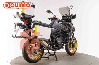 QJ MOTOR SRT 900 SX
