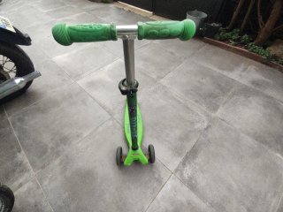 Patinete Micro Maxi Verde Niño Niña