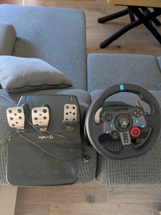 Volante Logitech G29 con Pedales
