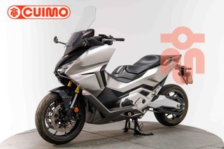 HONDA FORZA 750
