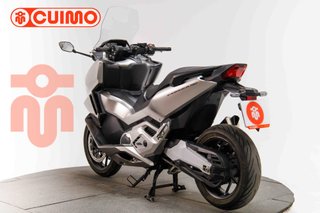 HONDA FORZA 750