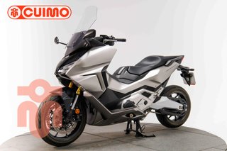 HONDA FORZA 750