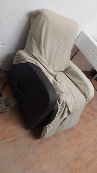 Sillón de masaje beige